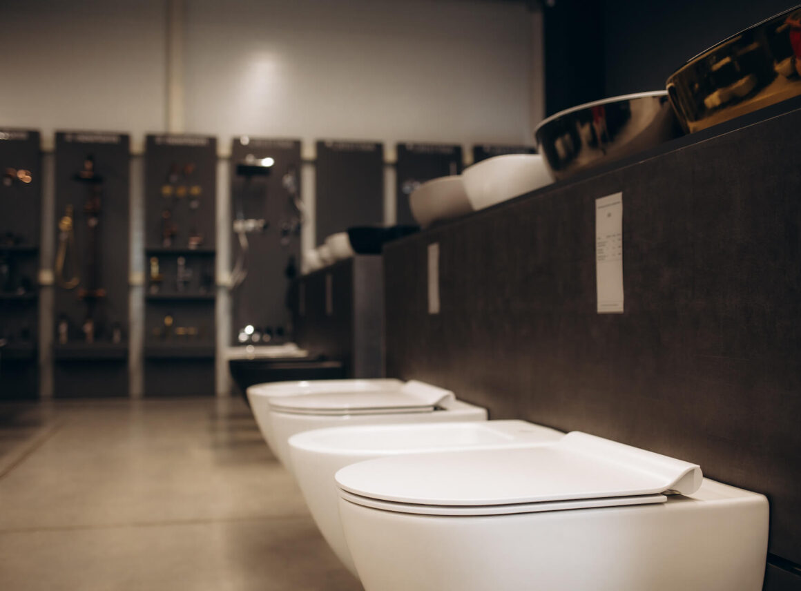 bidet czy toaleta myjąca – co lepsze do łazienki?