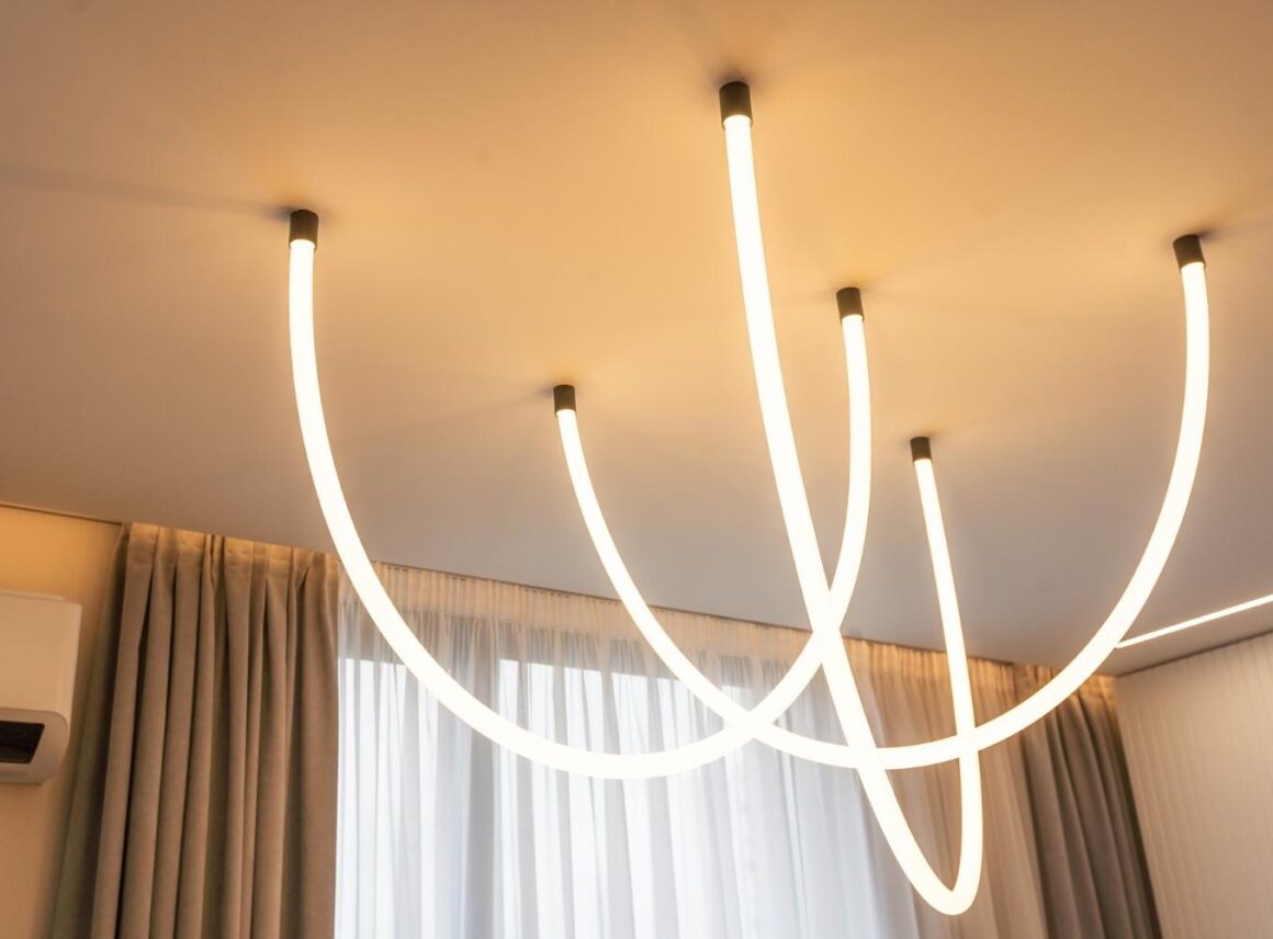 Oprawy Modular w&nbsp;przestrzeniach komercyjnych. Jak łączyć design, funkcję i&nbsp;komfort użytkowników?